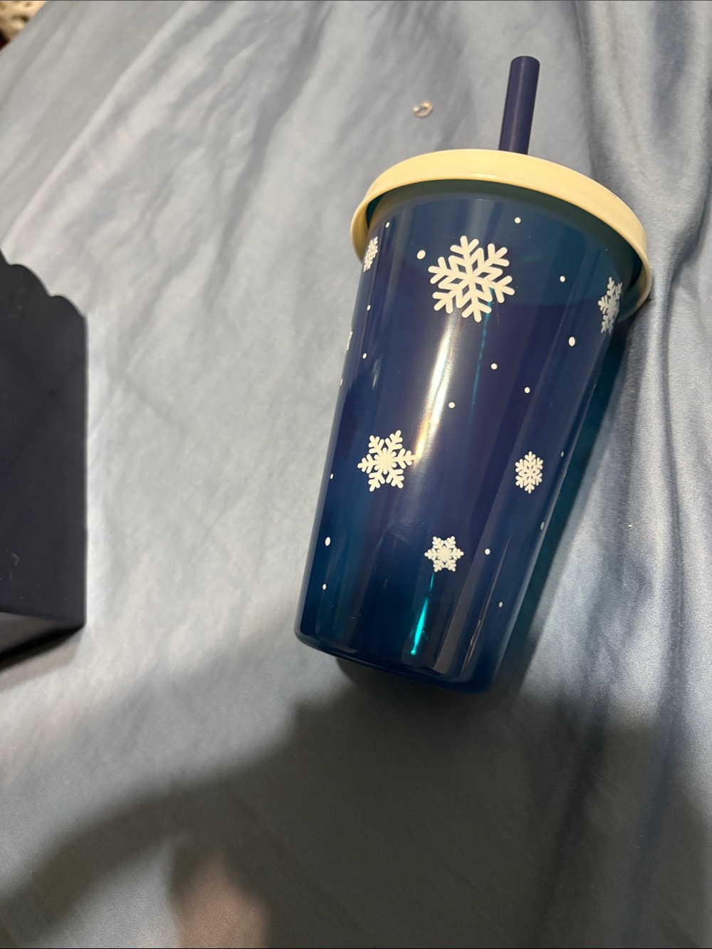 Navy Snowflake plastic Tumbler & Box Set new - Picture 4 of 8